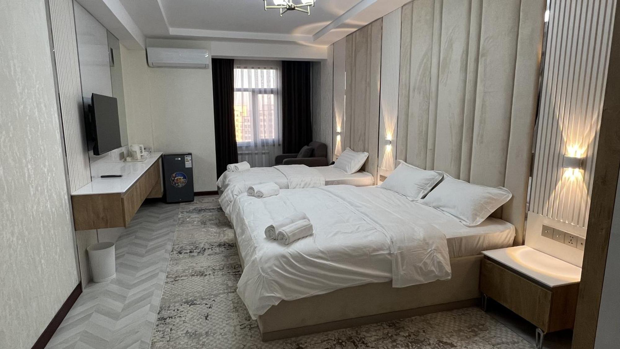 Hotel Panorama ดูแชนเบอ ภายนอก รูปภาพ